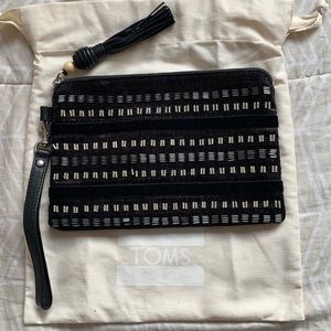TOMS clutch / wristlet
